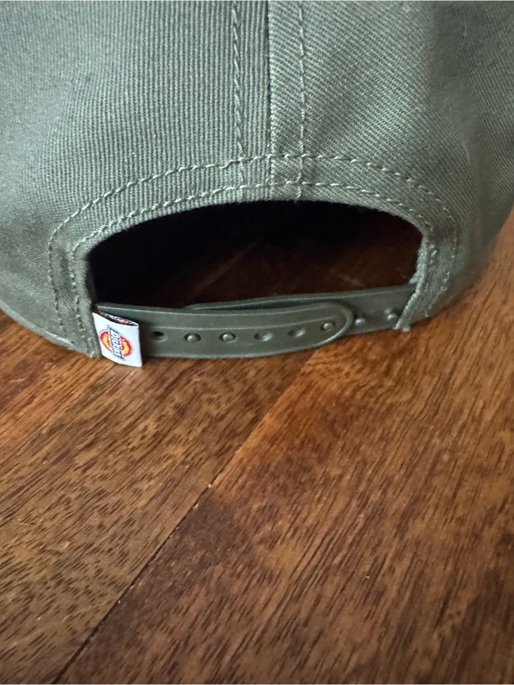 Dickies Skateboarding Hat - Picture 5 of 6
